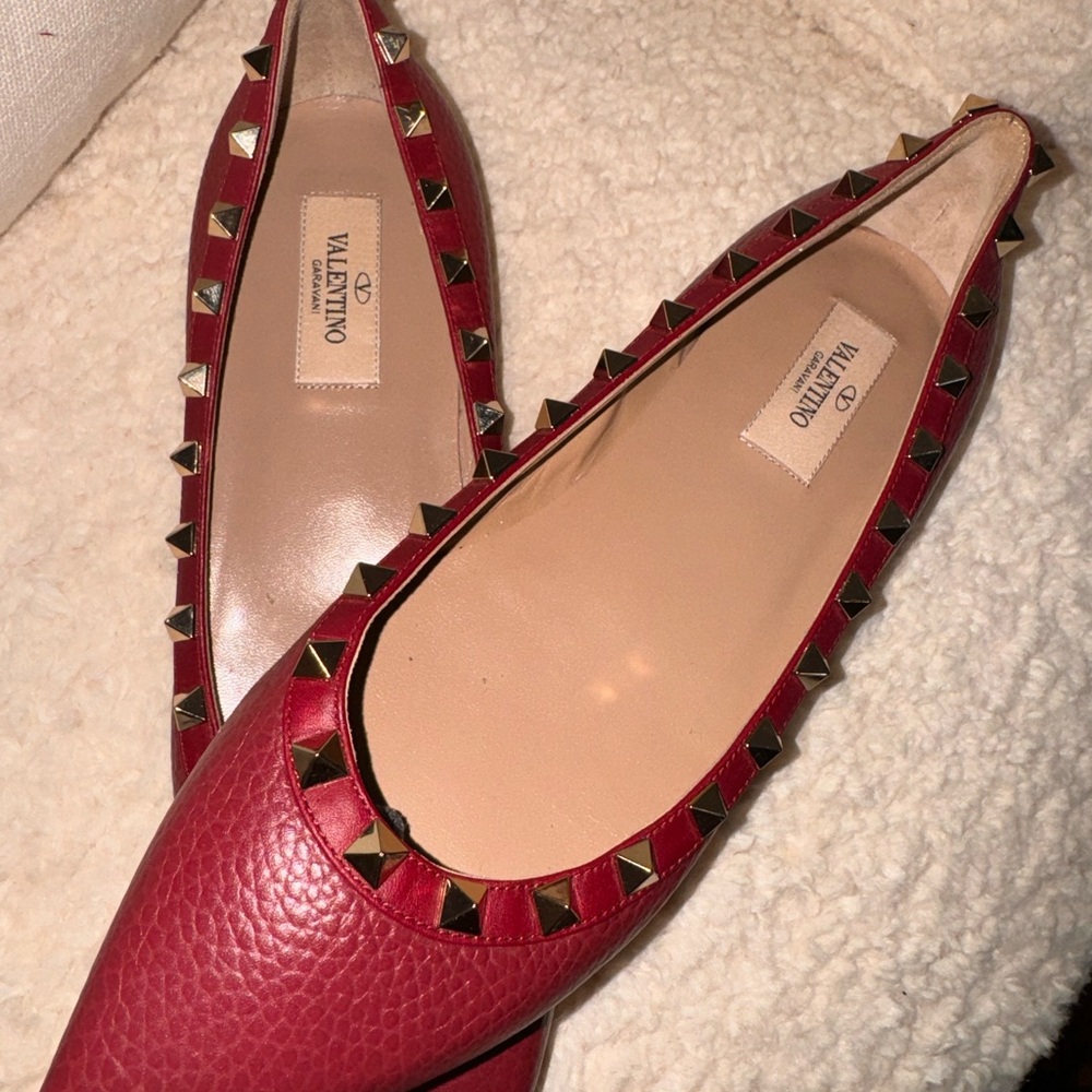 Valentino Flats
